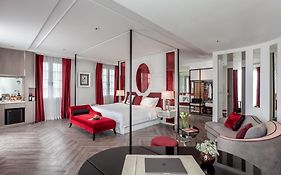 La Seine Boutique Hotel